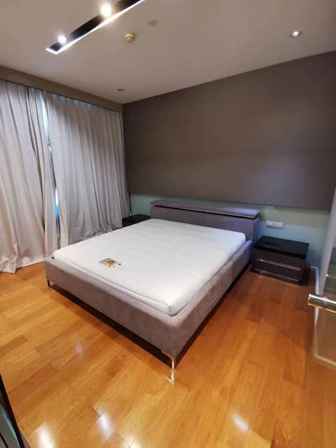 Wind Sukhumvit 23 livable spacious peaceful BTS Asoke