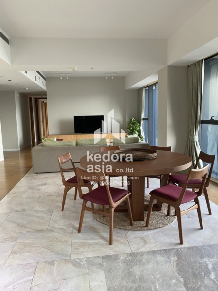 W-TMST-01-The Met Sathorn  Selling price  40,000,000 baht