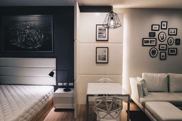 R64122405 ให้เช่าห้องสวย ตกแต่ง style modern โทน ขาว-ดำ Urbano Absolute Sathon – Taksin