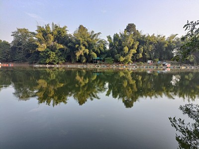 ขายที่ดินติดแม่น้ำแควน้อย กาญจนบุรี 11 ไร่ ติดถนนลาดยาง หน้าน้ำกว้างมาก บรรยากาศดี วิวสวย