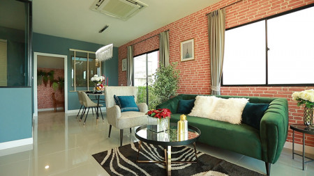 ขาย ทาวน์โฮม ทะเลสาบในหมู่บ้าน WINNING RESIDENCE WONGWAEN-KLONG 5  180 ตรม. 21.4 ตร.วา ร้านค้า  สระว่ายน้ำ ฟิตเนส