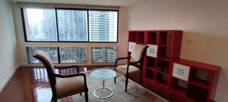 Rent Big condo area 230 sqm.and 223 sqm. Sukhumvit24