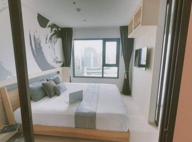 Life One Wireless Condo, luxury condo on Wireless Road, near Central Embassy and BTS Ploenchit