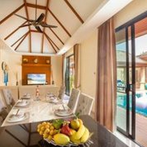 For Rent : Rawai VIP Luxury Villa 6 Bedrooms 6 Bathrooms, Walk distance to the beach
