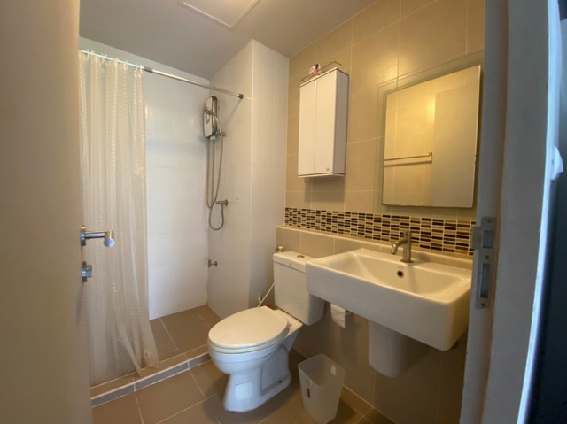 For Sale : Kathu Dcondo Creek 3rd Floor 1 Bedroom 1 Bathroom, Pool View