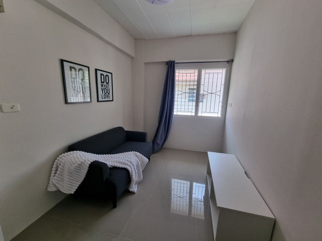 For Sale : Room at Ban Pon House, 1 Bedroom 1 Bathroom, 33 sqm.