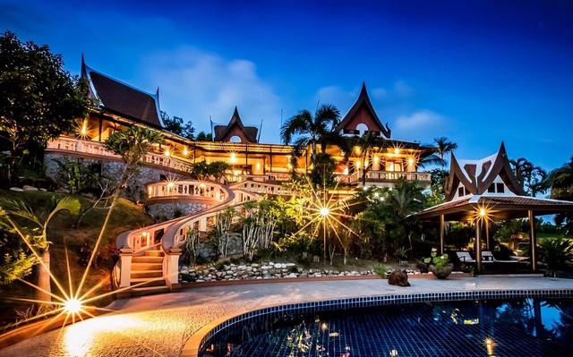 For Rent : Layan Beach Luxury Thai-Style Villa, 7 bedrooms 8 bathrooms