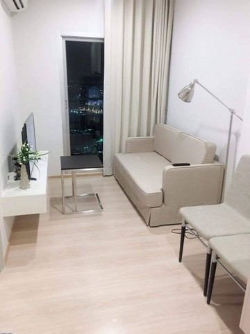 Condo Noble Revolve Ratchada 2, ready to move in, fully furnished, near MRT Thailand Cultural Center