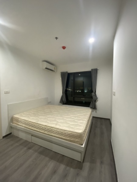 ให้เช่า คอนโด Rich Park  Triple Station 28 ตรม 1bedroom 8,000 baht 0979495559