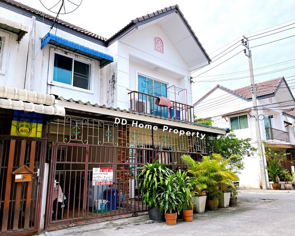 DD00668 ขาย หมู่บ้านประภาดาเพลส (หลังมุม) พระราม5-นครอินทร์ หน้าบ้านหันทางทิศตะวันออกเฉียงเหนือ