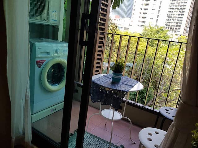 Condolette Dwell Sukhumvit 26 private clean BTS Phrom Phong