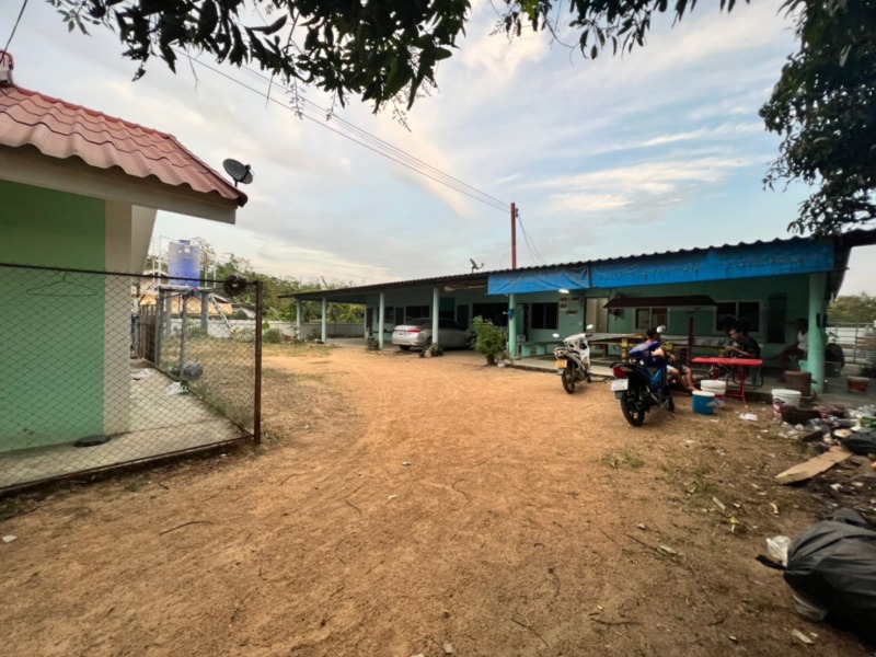 ขายบ้านเช่า พร้อมห้องเช่า เมืองพัทยา อำเภอบางละมุง ชลบุรี เนื้อที่ 238 ตรว.