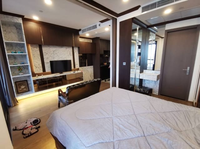 ให้เช่า ห้องสวย ชั้นสูง40+ Ashton Chula – Silom size 35 sq.m. มีเครื่องซักผ้า MRT สามย่าน 180 เมตร