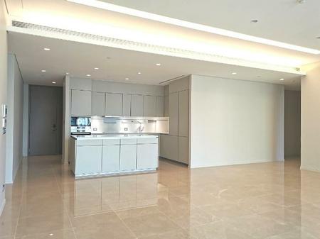 P17CR2106022 For Sale The Residences at Sindhorn Kempinski Hotel Bangkok 3 Bed 54 Mb