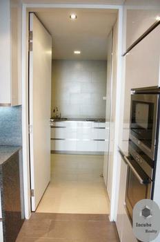 P27CR1809002 For Sale The Met Sathorn 3 Bed 29.9 Mb