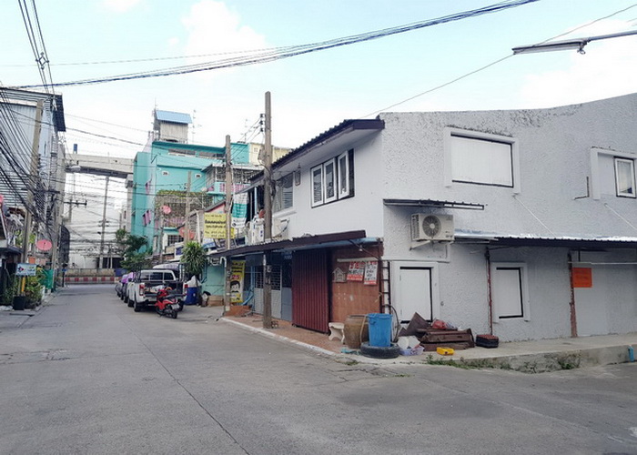 ขายห้องเช่า หมู่บ้านรุ่งเรืองนิเวศน์ ติวานนท์-ปากเกร็ด 3 ถนนติวานนท์ อ.ปากเกร็ด จ.นนทบุรี