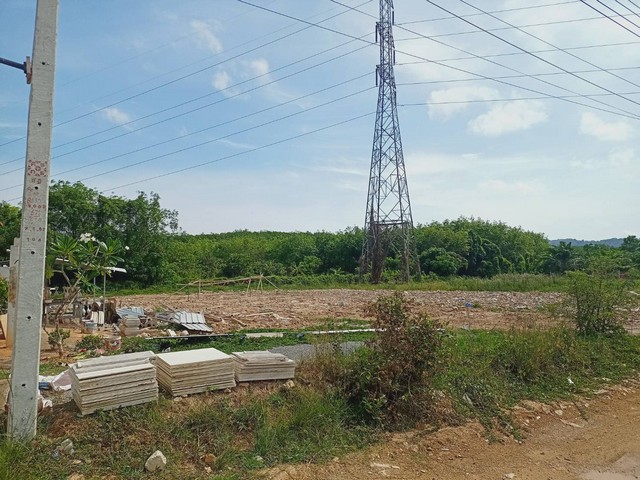 For Sales : Land  at  Thalang, Soi Nai Kham , 1 Rai