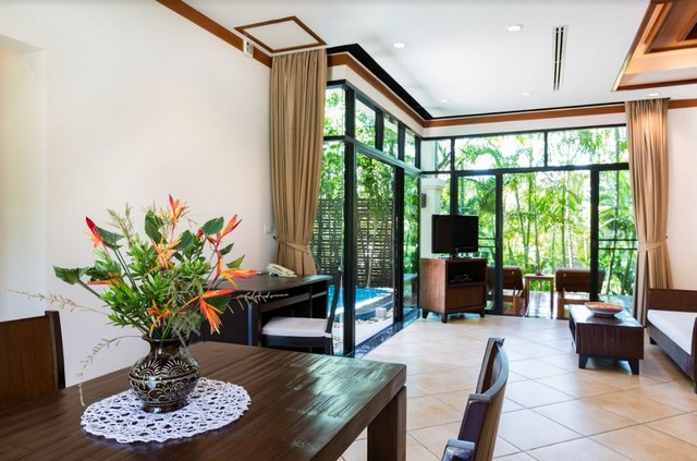 For Rent : Nai Harn, Luxury New Pool Villa, 1 Bedroom 1 Bathroom, Garden view.