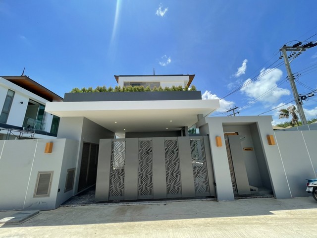 For Sale : Brand New !! Cherngtalay Luxury Private Pool Villa , 5 bedrooms 5 bathrooms 83.23sqw