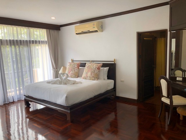 For Rent : Mai Khao Blue Canyon Golf Course 3 Bedrooms Luxurious Apartment 530 Sq.m