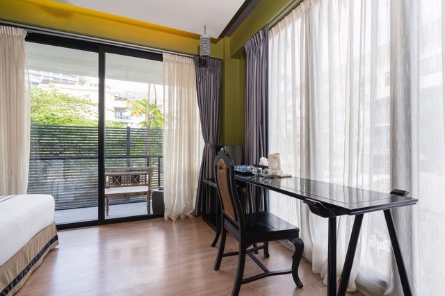 For Rent : Patong, Sea front Apartment, Studio unit. 1 Bedrooms