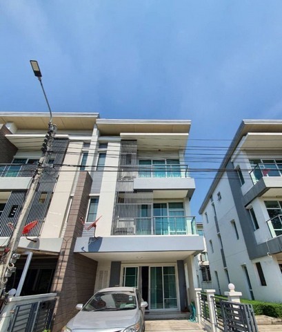 ให้เช่า ทาวน์โฮม ทาวน์ อเวนิว ศรีนครินทร์ ซอย อ่อนนุช 68 Town Avenue Srinagarindra