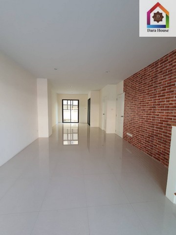 townhome ทาวน์โฮม 3 ชั้น อินฟินิตี้ บ้านกล้วย-ไทรน้อย บางบัวทอง นนทบุรี  22 ตรว. 3850000 thb ไม่ไกลจาก เซ็นทรัล เวสต์เกต โครตคุ้ม