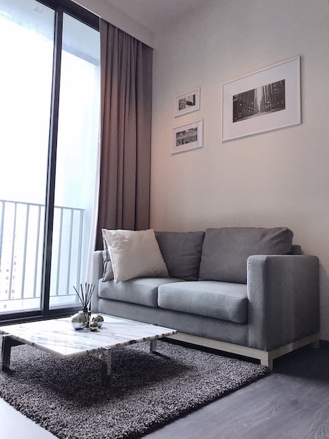 Edge Sukhumvit 23 beautiful view peaceful livable BTS Asoke