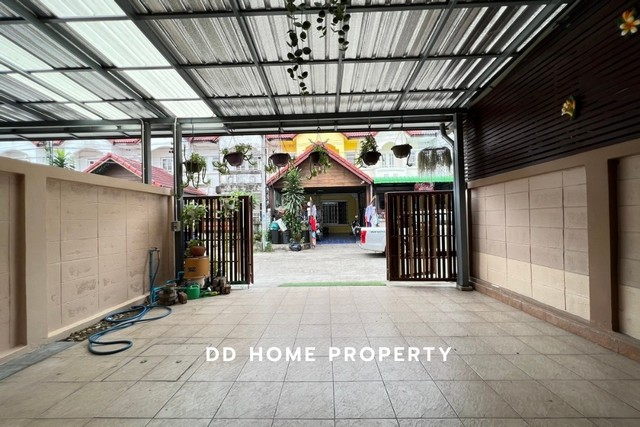 DD00719 ขาย หมู่บ้านอิศรา ราชพฤกษ์-ท่าอิฐ หน้าบ้านหันทางทิศตะวันตกเฉียงใต้