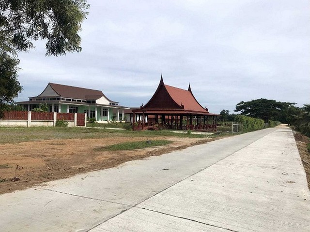 ขายที่ดินพร้อมสิ่งปลูกสร้าง  นาจอมเทียน พัทยา  ใก้ลสวนนงนุชพัทยา