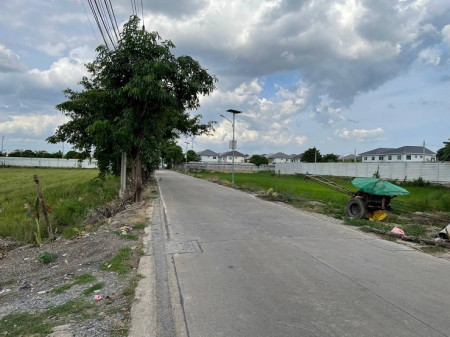 ขาย ที่ดิน ติดถนน ตรงข้าม เพอร์เฟ็ค พาร์ค บางใหญ่ นนทบุรี