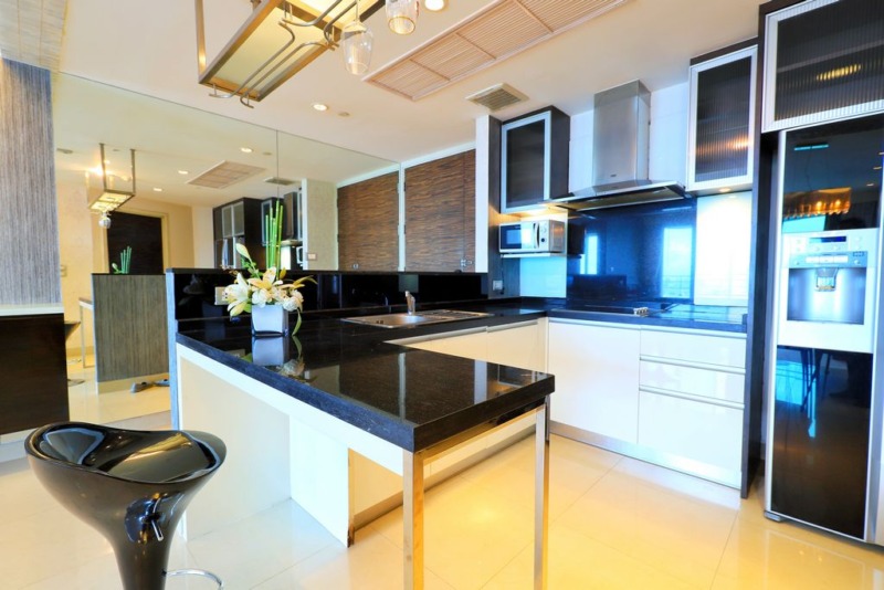 CONDO. Watermark Chaophraya วอร์เตอร์มาร์ค เจ้าพระยา ไม่ไกลจาก ริมแม่น้ำเจ้าพระยา 12700000 บาท 2Bedroom 105 ตร.ม. เยี่ยม!