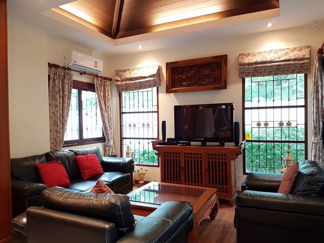 For Sale : Rawai, Private Pool Villa, Soi say yuan 13 3 bedrooms 3 bathrooms