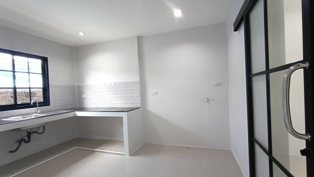 For Sales : New Town House @Thalang, 2 Bedrooms 1 Bathrooms