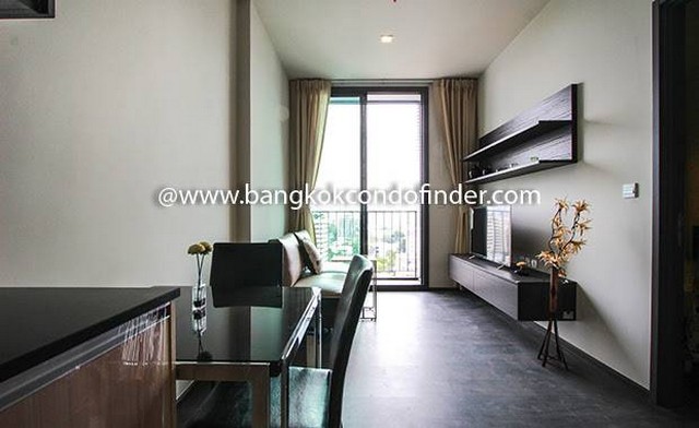 Condo. Edge Sukhumvit 23  เอดจ์ สุขุมวิท 23 35 Square Meter 23000 บาท   สะดวกสบาย