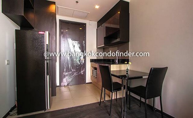 Condo. Edge Sukhumvit 23  เอดจ์ สุขุมวิท 23 35 Square Meter 23000 บาท   สะดวกสบาย