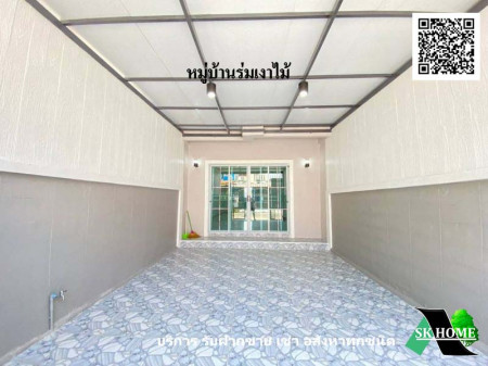 ขาย ทาวน์โฮม รีโนเวทใหม่ หมู่บ้านร่มเงาไม้  92 ตรม. 23 ตร.วา พร้อมอยู่