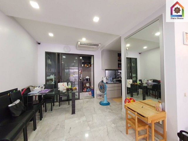 FOR SALE Townhouse พฤกษาวิลล์ 81 รามคำแหง-เสรีไทย 4190000 – 3BR3น้ำ พื้นที่ 22 SQ.WA   ราคาดีเยี่ยม