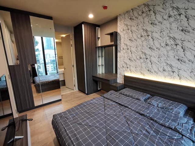 Noble Recole Sukhumvit 19 convenient nice clean BTS Asoke