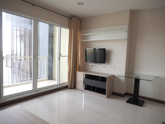 R65031003 ให้เช่า Ivy Residence Pinklao 1ห้องนอน 49sq.m. 18,000 บาท  มีเครื่องซักผ้า