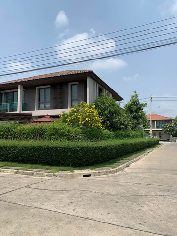 ขายบ้านเดี่ยวหลังมุม 65.6 ตรว. บ้านพร้อมเฟอร์นิเจอร์ บ้านดีไซน์ MODERN FUSION HOUSE