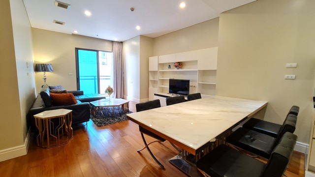 Condo Bright Sukhumvit 24 near BTS Phrom Phong, department stores, schools and hospitals