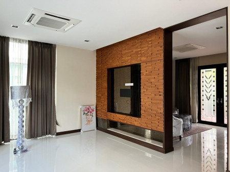 บ้านเดี่ยว เพอเฟค มาสเตอร์พีช สุขุมวิท77 หรูหรา เป็นส่วนตัว  Perfect Masterpiece Sukhumvit 77 ( Luxurious Modern ) .