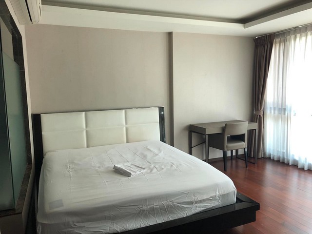 The Address Sukhumvit 61 spacious peaceful BTS Ekkamai