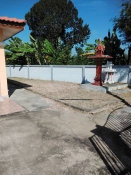 ขายด่วน : บ้านเดี่ยว 2ชั้น หลังใหญ่ 4ห้องนอน 3ห้องน้ำ มีห้องใต้ดิน หมู่บ้านพิมานธานี อำนาจเจริญ .