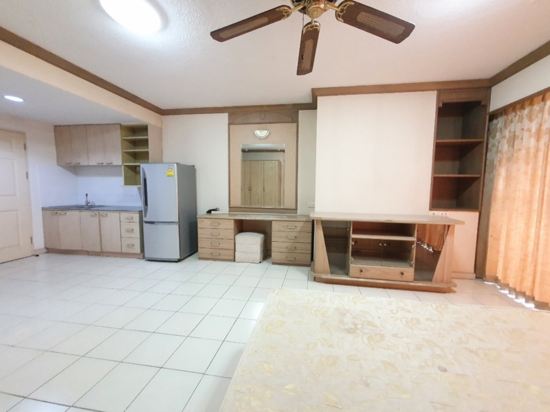 Condo P.S.T. Condoville ส ว ย