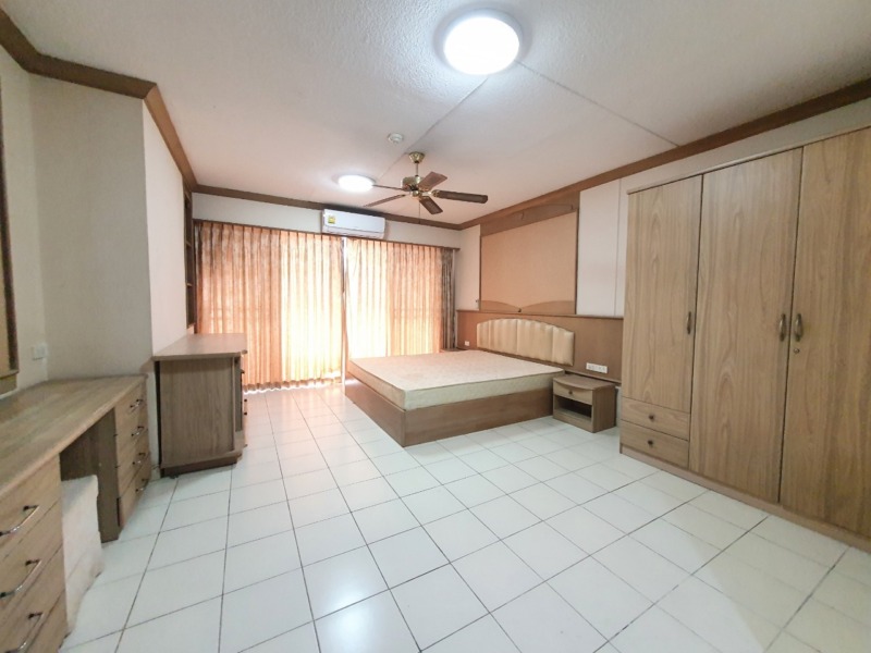 Condo P.S.T. Condoville ส ว ย