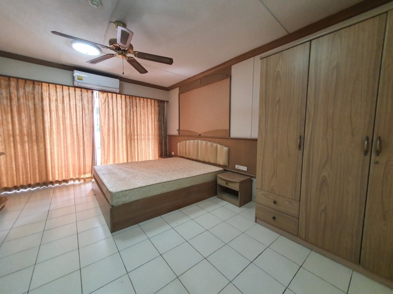 Condo P.S.T. Condoville ส ว ย