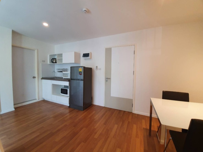 คอนโด. Lumpini Place Bangna Km.3 ลุมพินี เพลส บางนา กม.3 area 39 ตรม 13000 THAI BAHT   ออกแบบสวยงาม กรุงเทพ