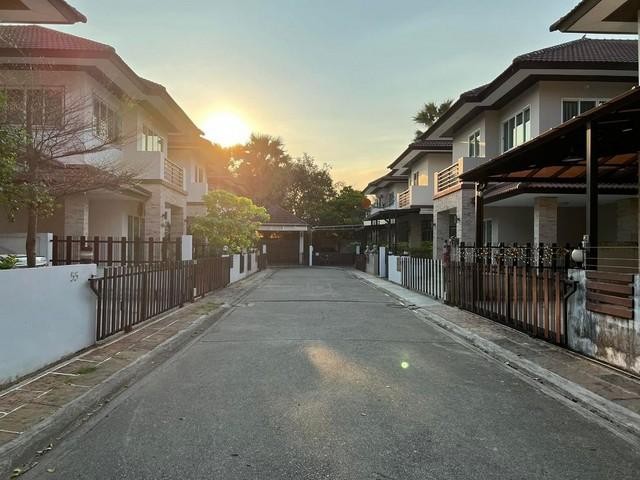 ให้เช่าบ้านเดี่ยว 2 ชั้น ซอยลาดปลาเค้า 43 หมู่บ้าน นราณีสิริเกษตร-นวมินทร์